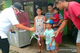 Bupati ajak warga Malra bekerja keras dan berdoa cegah COVID-19