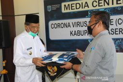 Kideco Serahkan Bantuan APD Kepada Pemkab Paser