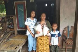 Baznas pusat bantu warga Lebak  3.000 paket beras terkait COVID-19
