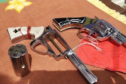 Oknum kades digelandang ke Mapolres Mesuji