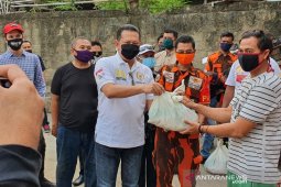 Bamsoet: Kepala daerah harus amankan stok kebutuhan pokok