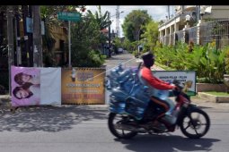 Penutupan jalan untuk karantina mandiri