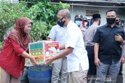 Alumni Akpol 93 lakukan aksi sosial di Palembang
