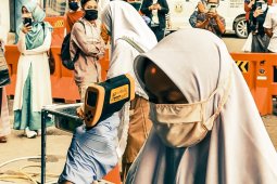 41 santriwati dari  Ponpes Gontor akhirnya tiba di kampung halamannya Lampung