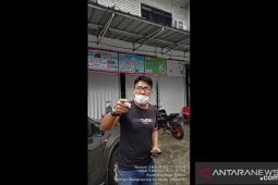 Pengendara mobil ngamuk saat istri diminta pindah duduk sesuai PSBB (video)