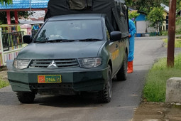 Ambulan rusak, pasien positif COVID-19 di antar gunakan mobil dinas Koramil