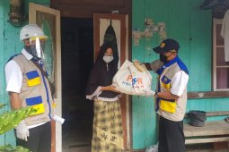 UPT Kementerian PUPR Jatim bagikan 3.290 paket sembako