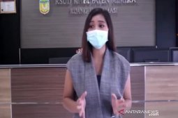 Novalina pasien sembuh dari COVID-19 setelah 15 hari jalani isolasi di Mimika