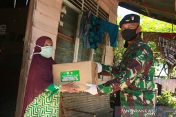 Yonif Raider 112 Kodam IM salurkan bantuan dampak COVID-19
