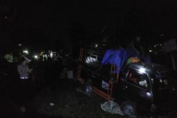 Motor terseret lalu tabrak mobil, pengendaranya tewas di tempat