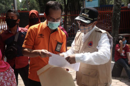 Warga Kota Malang mulai terima bansos tunai Kemensos