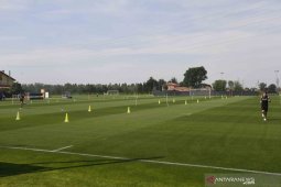Latihan berkelompok  Serie A terganjal perselisihan dengan menteri