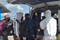 Tim kesehatan lakukan rapid tes ABK KM Thindo Pasya II