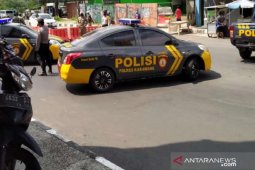Petugas gabungan disebar di 14 titik "check point" selama PSBB Karawang