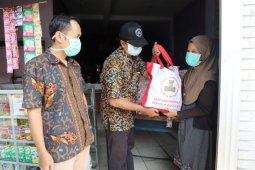 Pemkot Surabaya salurkan bansos sembako kepada 26.122 KK