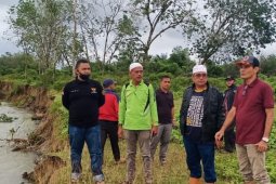 Tujuh unit rumah warga di Aceh Barat rusak diterjang erosi sungai