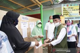 Bupati Gorontalo pantau langsung penerapan PSBB