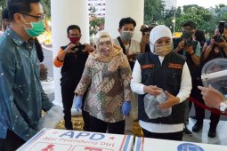 Gugus tugas Jatim terima bantuan pelindung wajah 3D