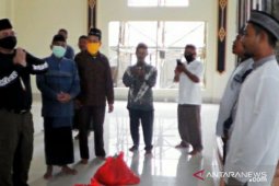 Gubernur Babel salurkan bantuan sembako ke Desa Rias