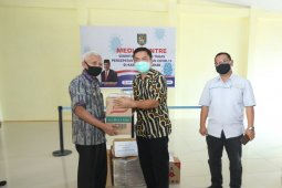 PT Socfindo serahkan APD ke Gugus Tugas COVID-19 Asahan
