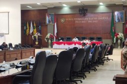 DPRD Provinsi Maluku sahkan tim COVID-19