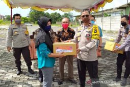 Polda Babel bantu pekerja terdampak COVID-19
