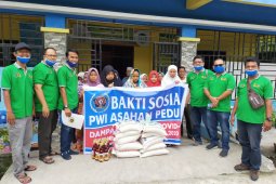 Pandemi COVID-19, PWI Asahan peduli janda wartawan, loper koran dan panti asuhan