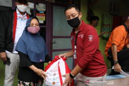 Mensos apresiasi langkah penempelan stiker di rumah penerima bansos di Bekasi