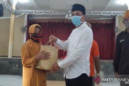 BPK 45 Tanah Bumbu bantu ratusan masyarakat terdampak COVID-19