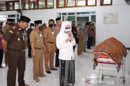 Sekretaris Daerah Garut Deni Suherlan tutup usia