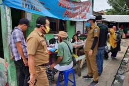 Tim Gugus Pangkalpinang rapid test 117 pedagang Pasar Pagi
