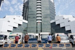 Kemenparekraf berikan bantuan APD dukung Gerakan Kurva Landai Gugus Tugas