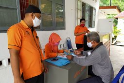 Kantor Pos Kisaran salurkan dana BST