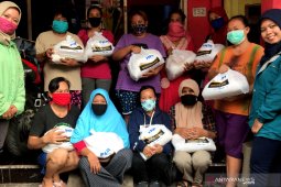 PNM Bagikan Paket Sembako