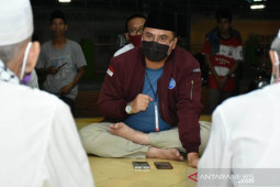 Silahturahmi ke Masjid Jami' Pangkalpinang, Gubernur Babel diskusikan beberapa hal bersama pengurus masjid