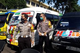 Langgar aturan mudik, 54 kendaraan travel dan bus diamankan Polda Jatim
