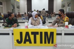 Gubernur Jatim targetkan penyaluran bansos rampung sebelum Lebaran