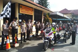Polresta Banjarmasin sebar paket sembako bantu warga terdampak COVID-19