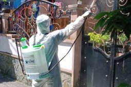 Dukung pencegahan COVID-19, XL HOME semprotkan disinfektan