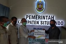 PTPN XI  salurkan bantuan sembako dan ribuan masker di Situbondo