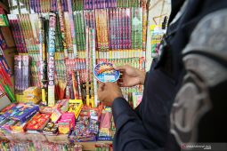 Pemkot Surabaya larang nyalakan petasan selama Ramadhan dan Idul Fitri