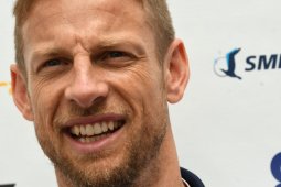Jenson Button akhiri karir balap profesional
