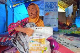 Global Zakat dan ACT Maluku salurkan zakat fitrah