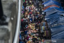 Kepadatan pasar di Bandung