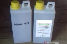 Diduga minum disinfektan campur alkohol, satu pemuda tewas tiga lainya kritis