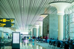Pendapatan AP I turun 43,2 persen semester I 2020