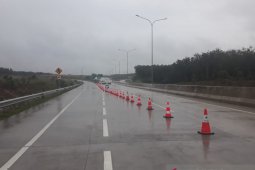 Kendaraan tak patuhi protokol kesehatan dan berkas tidak lengkap dilarang melintas