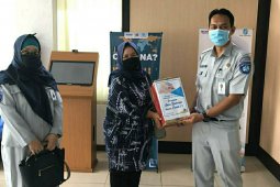 Bantu masyarakat terdampak COVID-19, Jasa Raharja berikan bantuan paket sembako