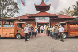 ITDC bagikan paket sembako ke masyarakat terdampak COVID -19