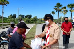 Pramuka Jembrana bantu warga terdampak COVID-19